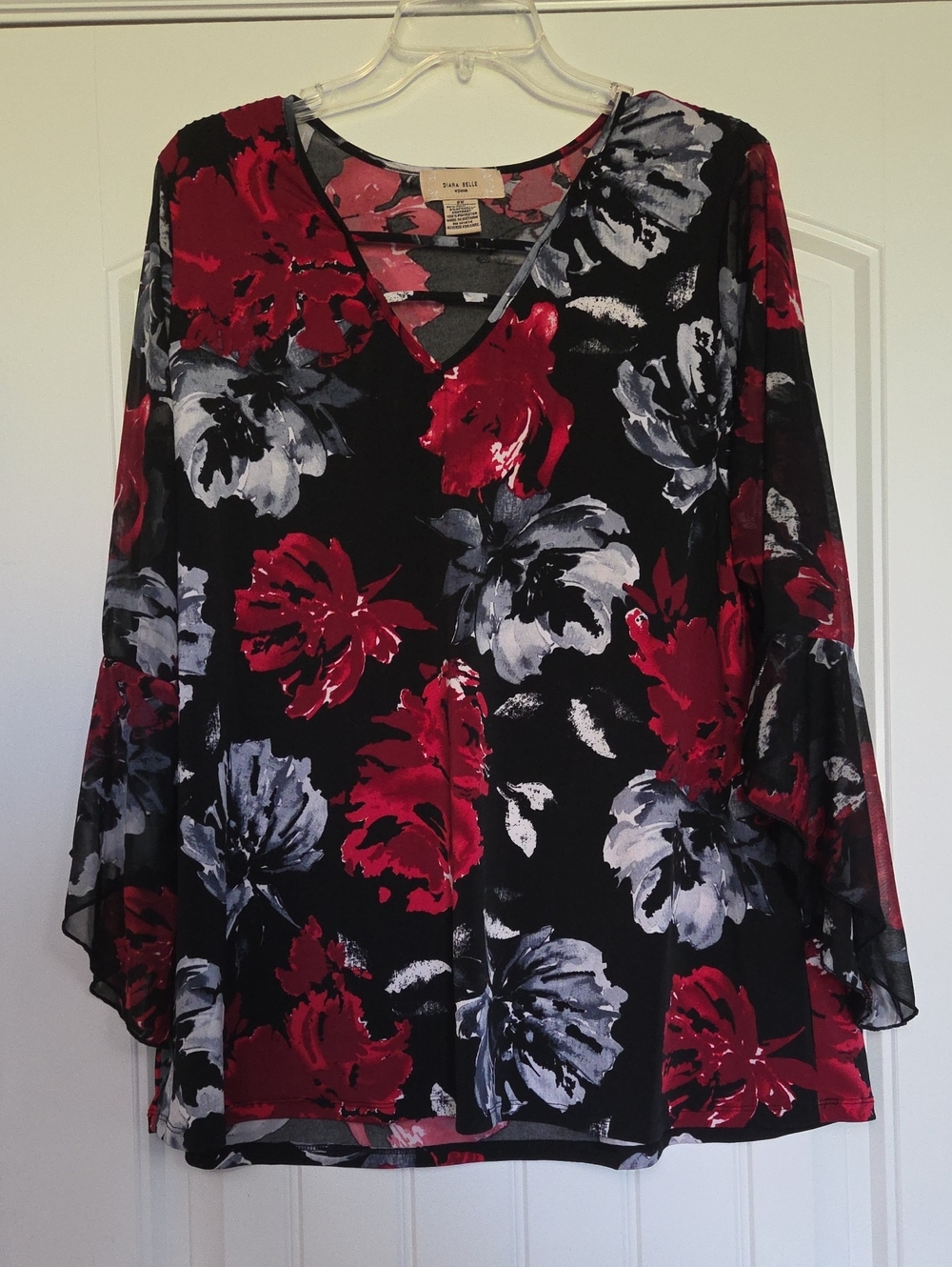 Diana Belle Black Floral V-Neck Tunic - Red & Gray Blooms